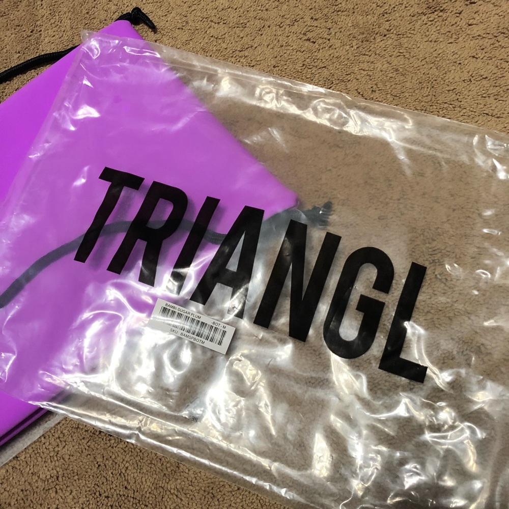 Triangl Drawstring Bag - Picture 3 of 5